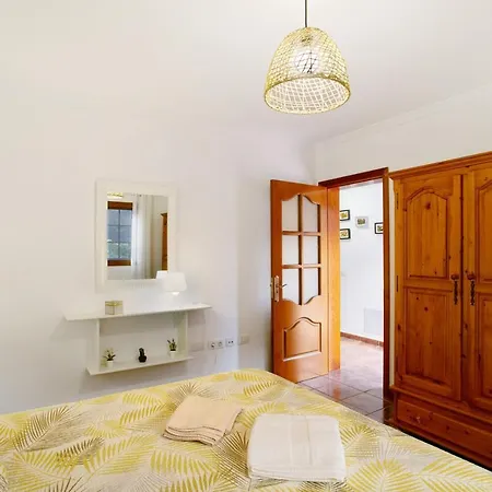 Semesterbostad La Casita Del Horno Vv